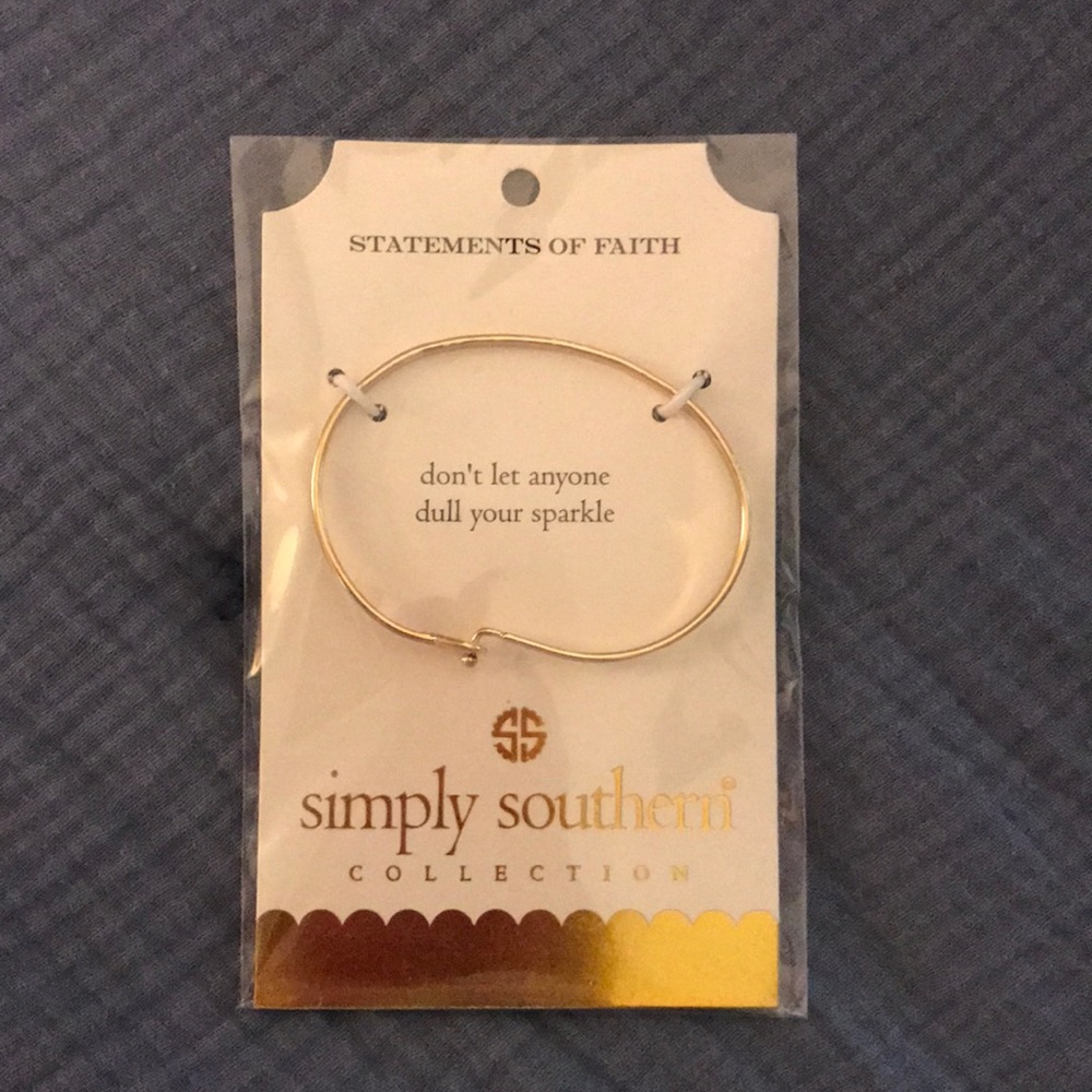 Simply Southern gold bracelet.